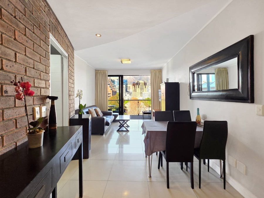 2 Bedroom Property for Sale in De Waterkant Western Cape